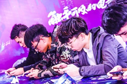 �ݽ�ʽ����������ҫ����ӵ�������Լ��ġ�����԰����